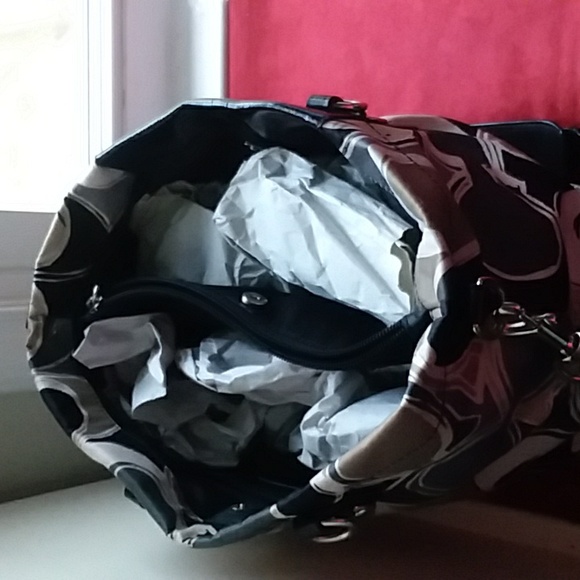 Coach Signature Leather/Satin Shoulder Bag VG Condition - Picture 13 of 16